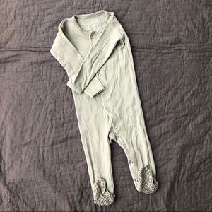 L’oved baby organic cotton footies size 6-9mo